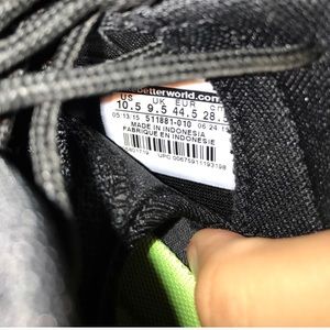 Nike Shoes - Reselling these Nike Roshes Ones Nike Shoes - Reselling these Nike Roshes Ones